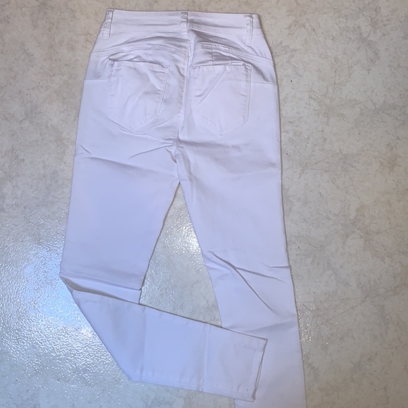 HIGH WAISTED WHITE JEANS WITH BUTT LIFT -wax jeans - Picture 5 of 5